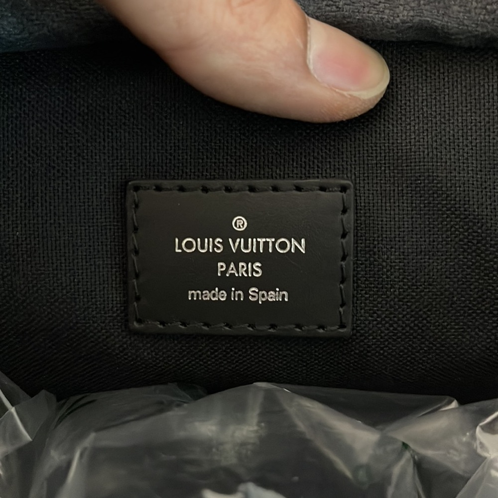 SOLD Authentic Louis Vuitton Porte documents voyage - Picture 11 of 14